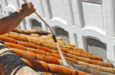 Nettoyage de toitures - Sainte-Croix